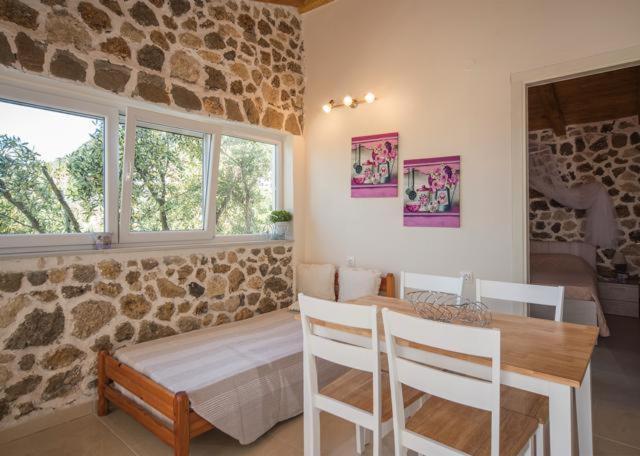 Bungalow Nefeli Agios Gordios  Exterior photo